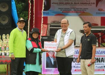 Ketua DPRD Sumbar Apresiasi Lomba Senam Lansia Nagari VII Koto Talago