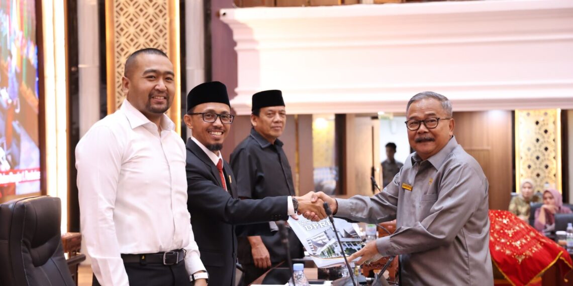 DPRD Sumbar Gelar Rapat Paripurna Penetapan Pansus Pembahasan LKPJ
