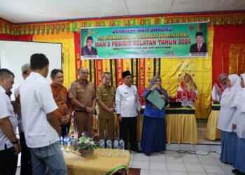 Sekretaris DPRD Sumbar Raflis Bangga MAN 2 Pessel jadi Duta KIP