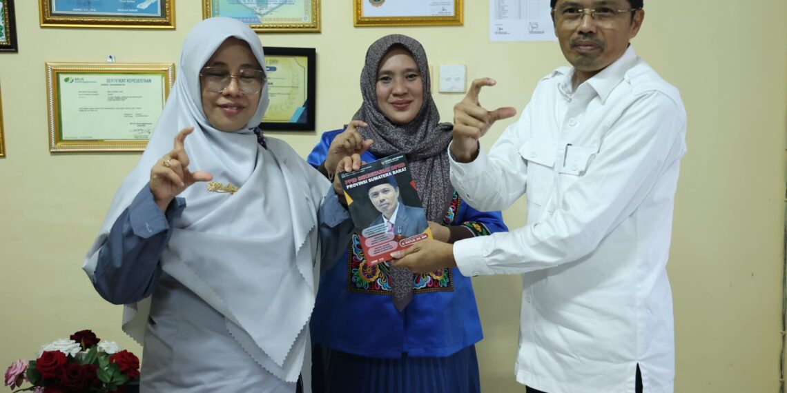 Sekwan Raflis Sampaikan Apresiasi SMA N 3 Painan Duta KIP