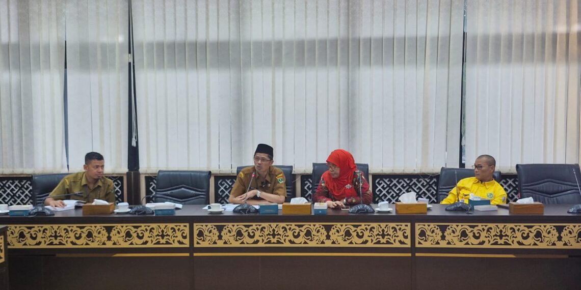 Mahasiswa Fakultas Hukum Universitas Bung Hatta Belajar ke DPRD Sumbar