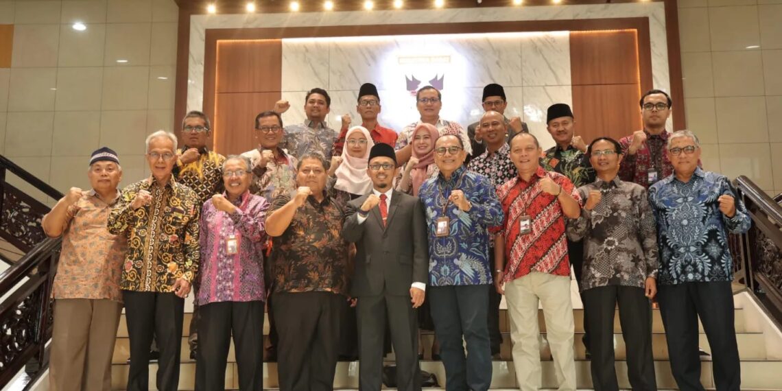 Supardi Ucapkan Terima Kasih Atas Dukungan Tim Ahli DPRD dalam Majukan Sumbar