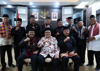 Ketua DPRD Sumbar Muhidi Bahas Persoalan Sosial dengan LKAAM Sumbar