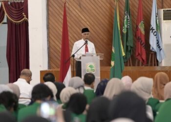 Gubernur Lepas Ribuan Mahasiswa KKN Unand