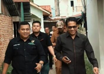 Wakil Ketua DPRD Sumbar Tinjau Sejumlah Sungai di Padang
