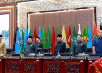 DPRD Sumbar Umumkan Pengusulan Pemberhentian dan Pengangkatan Gubernur dan Wakilnya