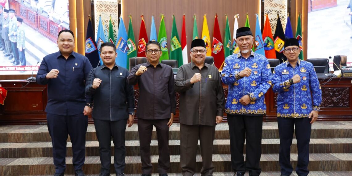 Paripurna Digelar DPRD Sumbar Agenda Penetapan Ranperda RTRW Sumbar Tahun 2025-2045