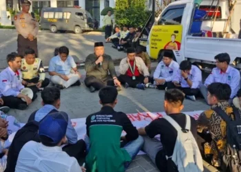 Soroti Kinerja Prabowo-Gibran, Kammi Unjuk Rasa ke DPRD Sumbar