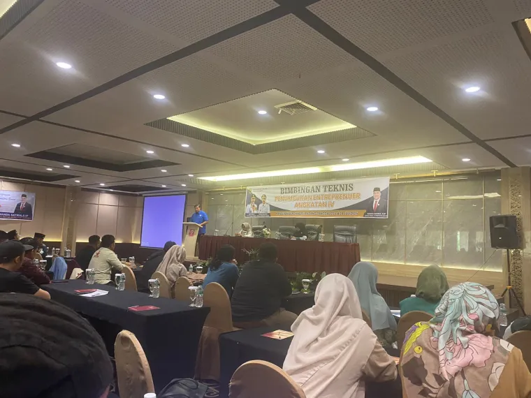 Wakil Ketua DPRD Sumbar Nanda Satria Gelar Bimtek Penumbuhan Enterpreneur