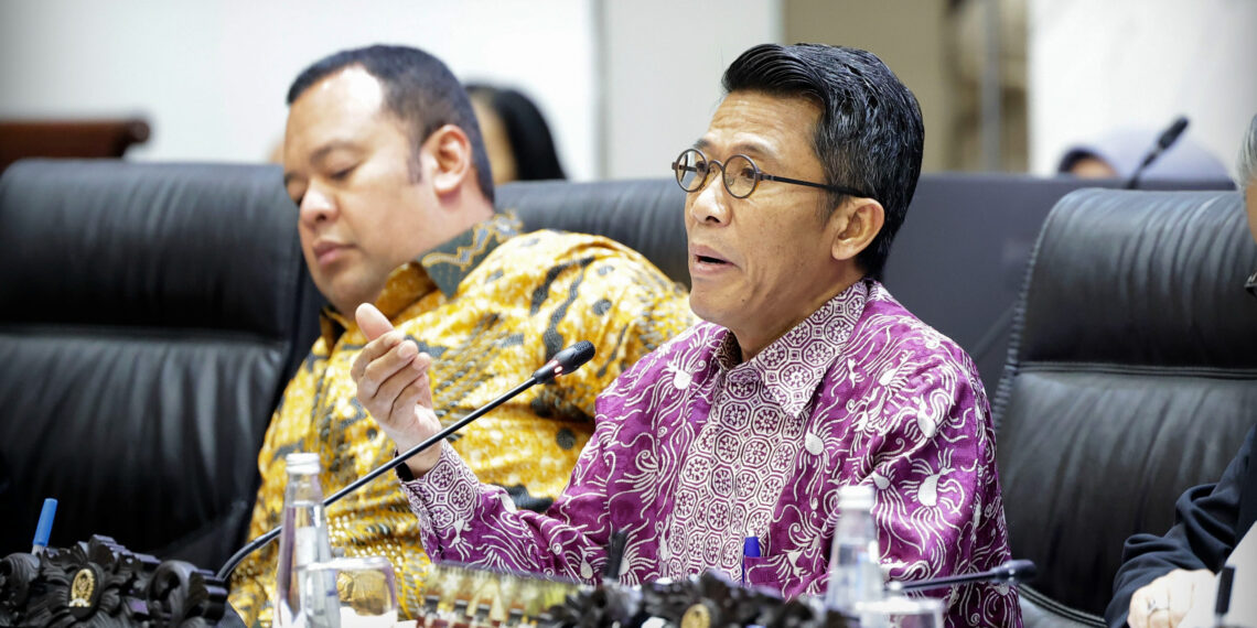DPR dan Menteri Keuangan Sepakati Kerangka Ekonomi Makro 2027